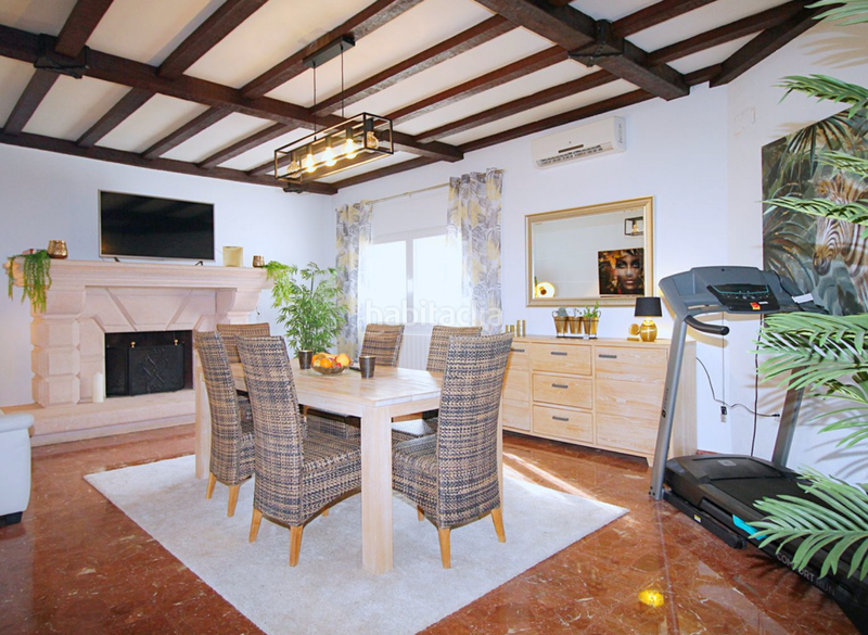 Foto 9e0cca66-fe4c-42e2-b20d-4fbbccc55c91. Chalet with fireplace parking pool in Coín