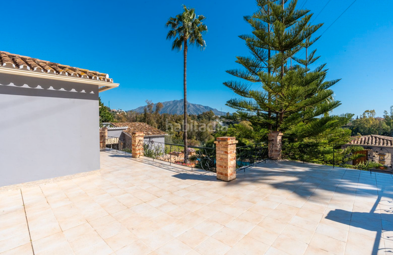 Foto 224353bf-4cc1-49c4-8c15-cebbf9d09367. Chalet avec cheminée parking piscine dans San Pedro de Alcántara Pueblo Marbella