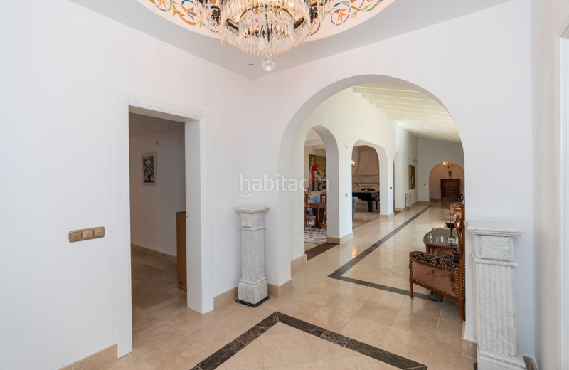 Foto 443ea388-b259-4bb0-aba2-df6e13884450. Chalet avec cheminée parking piscine dans San Pedro de Alcántara Pueblo Marbella