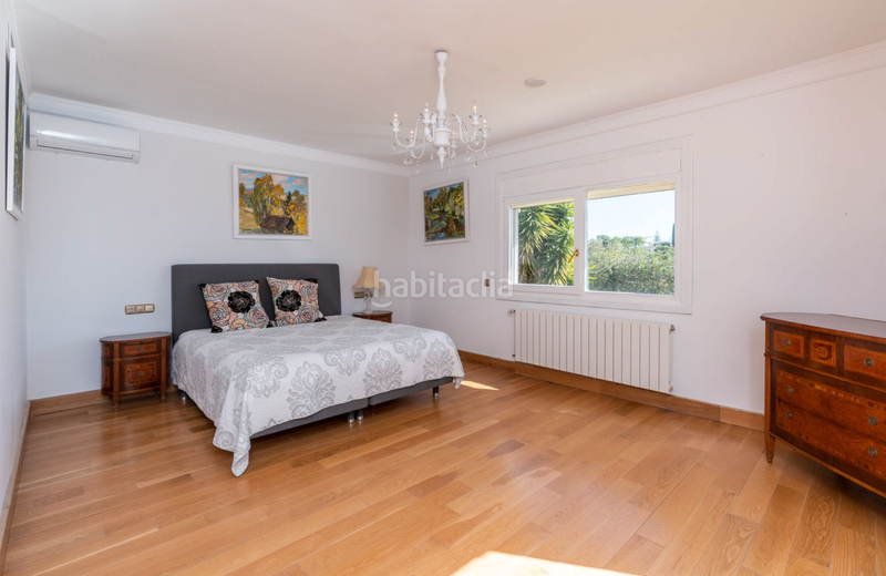 Foto 5f024b18-e0fe-4658-8b1d-392d775e4b30. Chalet avec cheminée parking piscine dans San Pedro de Alcántara Pueblo Marbella