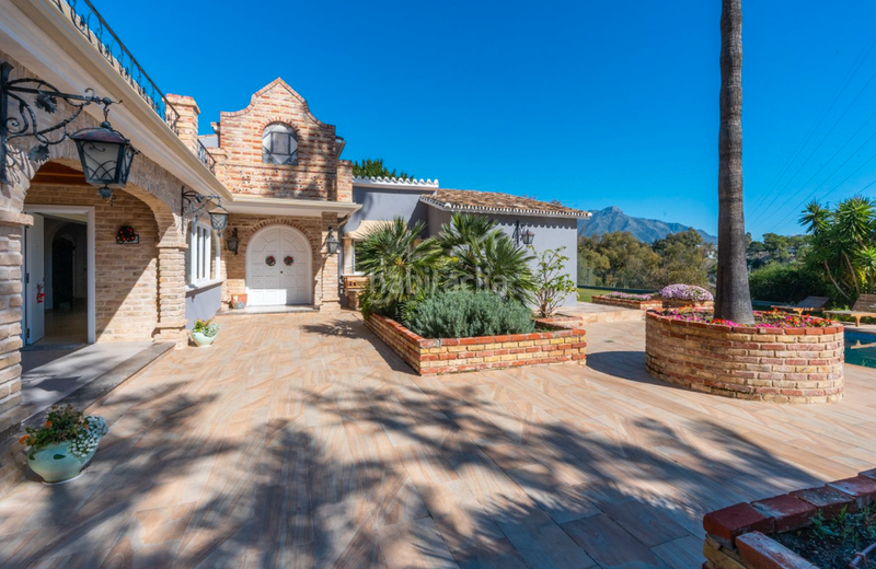 Foto 77d82e84-e869-4691-8abd-00df14be2dc2. Chalet avec cheminée parking piscine dans San Pedro de Alcántara Pueblo Marbella