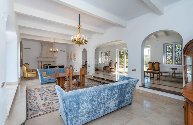 Foto aea35211-3e46-40a9-a2a3-00e1c3e3025c. Chalet avec cheminée parking piscine dans San Pedro de Alcántara Pueblo Marbella