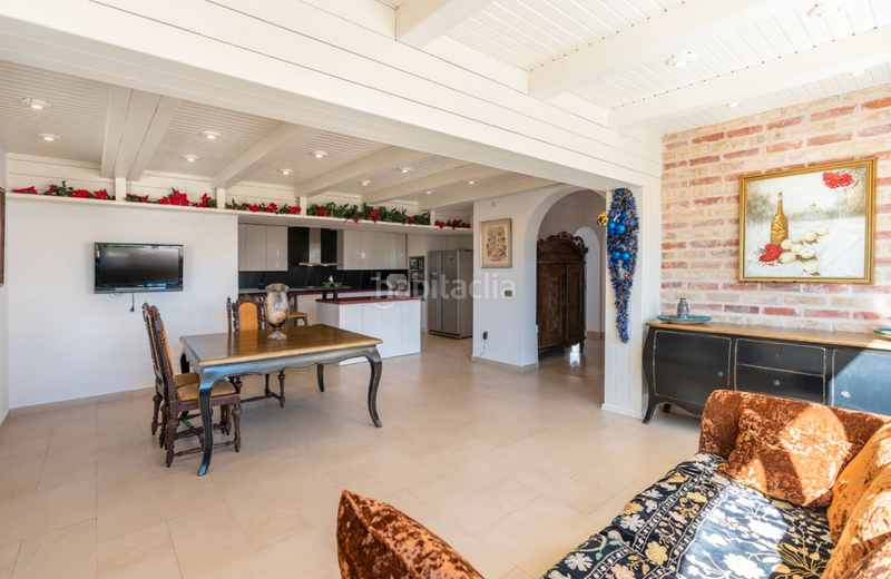 Foto c0e1c209-09bb-4878-92ee-941c17dcb995. Chalet avec cheminée parking piscine dans San Pedro de Alcántara Pueblo Marbella