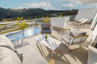Apartament  Calle clavel. Lujoso apartamento de 2 dormitorios a pasos de la playa en mijas
