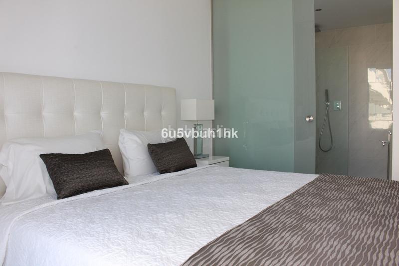 Foto 3d0c3819-41bd-4eb3-bfe0-2807f5374f6d. Piccolo appartamento con piscina in Bel - Air Estepona