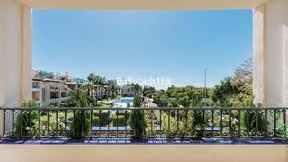 Àtic  Lugar urbanizacion lomas de rio verde. Espectacular apartamento en venta en la milla de oro de marbella