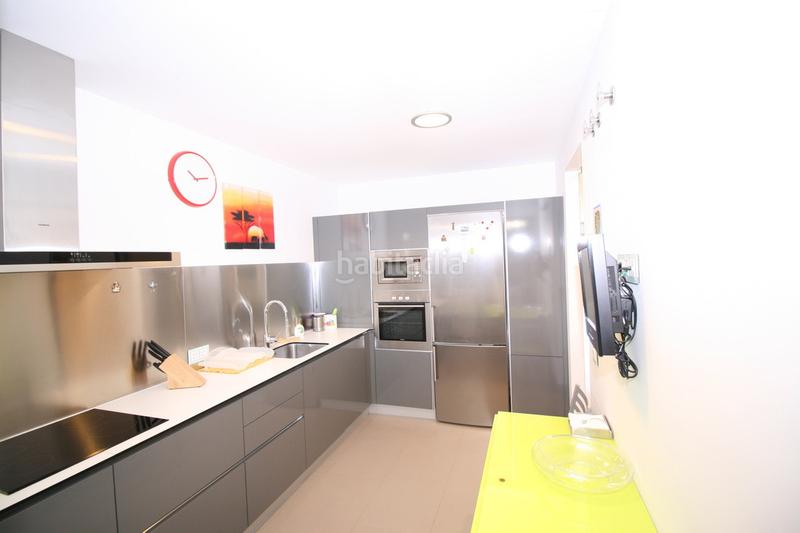 Foto 7458ade2-aa89-446c-bf66-37dd0e4539b9. Apartamento ¡exclusivo! apartamento moderno en venta en los arqueros con vistas panorámicas en Benahavís