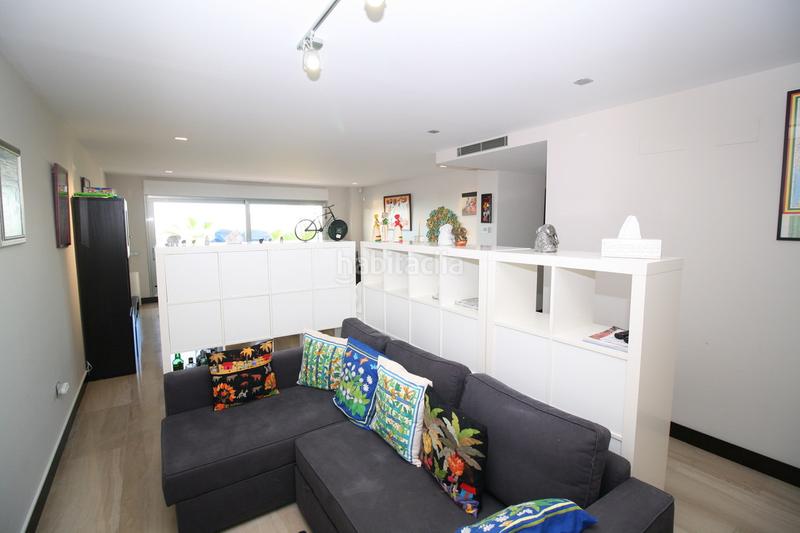 Foto d418ac15-1b70-4ffd-aa6b-215019261b91. Apartamento ¡exclusivo! apartamento moderno en venta en los arqueros con vistas panorámicas en Benahavís