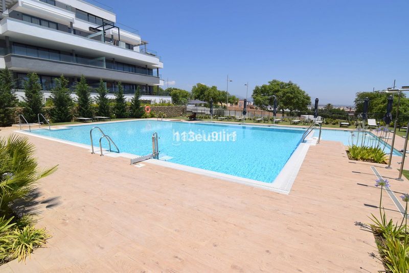 Foto b016ecff-4735-466a-adab-1e7e652e001d. Àtic amb piscina a Centro Estepona