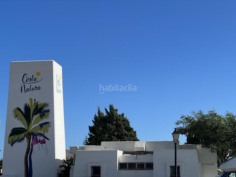Foto 059005d6-cb7a-4ac0-992a-fa45cd727696. Piccolo appartamento con piscina in Guadalobón Estepona