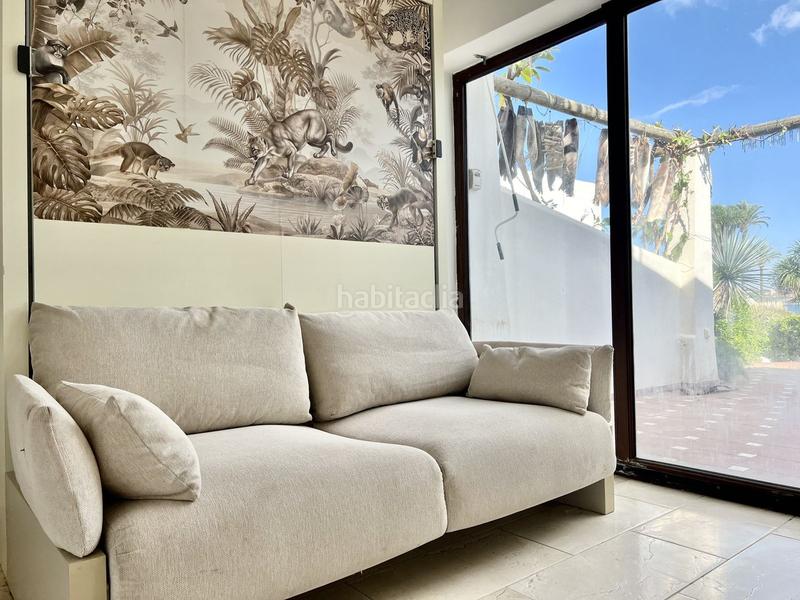 Foto ea8d4750-88d6-43f9-be99-5fadb1e5dcf2. Piccolo appartamento con piscina in Guadalobón Estepona