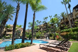 Dúplex a Urbanización nueva atalaya 72. Ático dúplex de ensueño ¡en venta! en el campanario resort: lujo