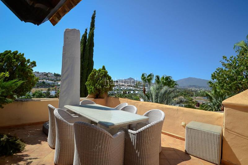 Foto 40a38bad-a1c8-491f-acff-d5ce8aded3d0. Duplex in urbanización Nueva Atalaya 72 in Nueva Atalaya Estepona