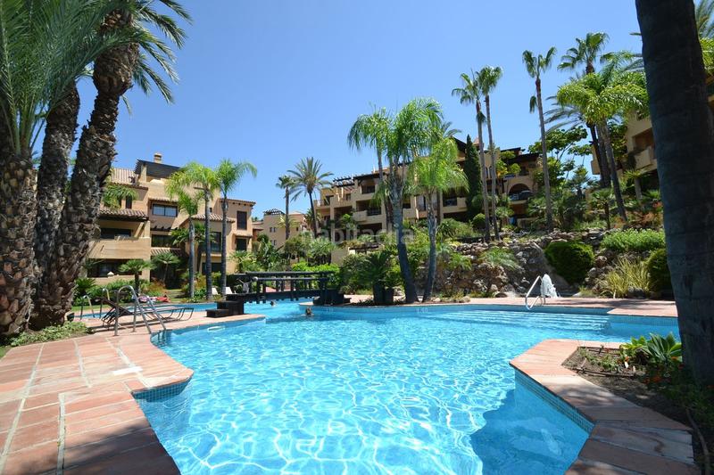Foto 4f33b0aa-6850-4360-85ef-83da6a4c0160. Duplex in urbanización Nueva Atalaya 72 in Nueva Atalaya Estepona