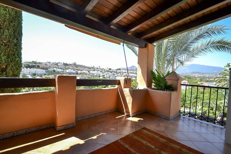 Foto 7e6a8268-1312-430a-ada9-41caf08f1f79. Duplex in urbanización Nueva Atalaya 72 in Nueva Atalaya Estepona