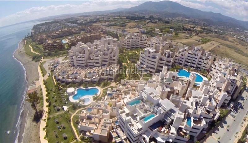 Foto bb1ccf3d-c501-4e37-9d45-74e71af16e6d. Alquiler apartamento en calle del mare nostrum 42 apartamento de lujo en alquiler en la primera línea de la playa en Estepona