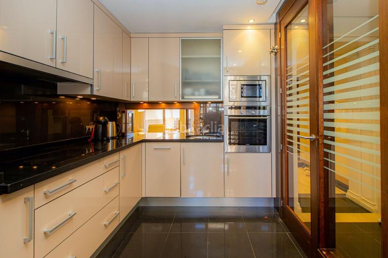 Foto ac8a5fb4-b4aa-4026-a9b9-ae64f2dbac64. Location appartement dans calle del mare nostrum 42 dans Estepona