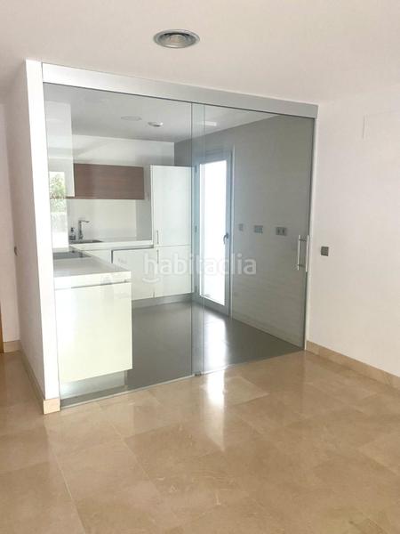 Foto 67d293ec-f800-4afd-ac46-a9c9478b2f73. Affitto piccolo appartamento con piscina in Nueva Alcántara Marbella