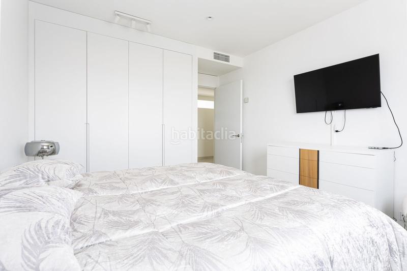 Foto 5543a6c8-0c36-40c2-bf9e-5e1acdec42ca. Ático  de lujo en venta, 3 habitaciones terraza y pisina privada en Fuengirola