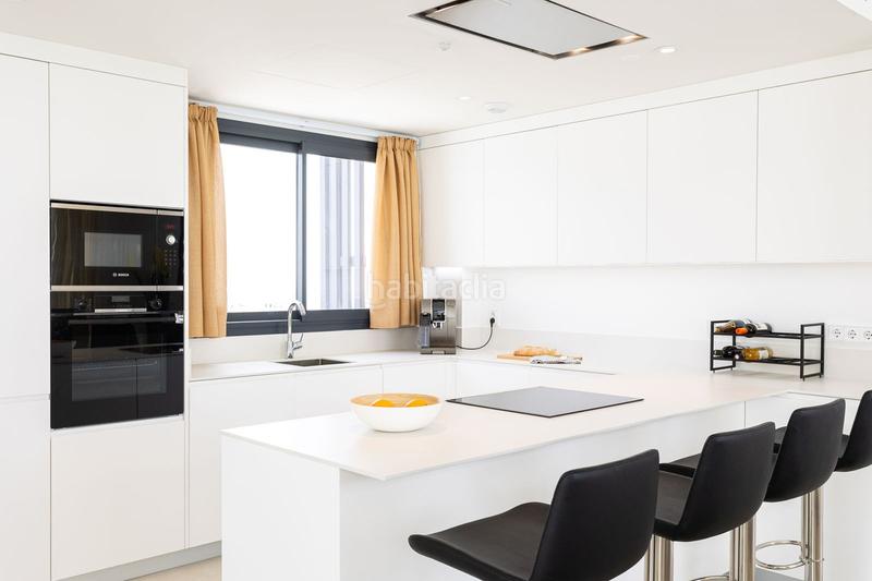 Foto dcd62e5f-7f98-4b36-989c-2193733f6eab. Ático  de lujo en venta, 3 habitaciones terraza y pisina privada en Fuengirola