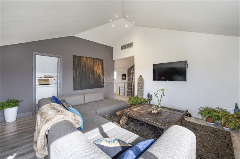 Foto dbc86d38-ed32-451e-8be3-6d1526ff2eca. Apartament amb aparcament piscina a lomas de Marbella club Marbella