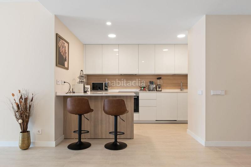 Foto 0c544e76-71da-4bb7-acde-47de6d93c685. Apartamento estrena apartamento moderno con 3 dormitorios y amplia terraza en Estepona