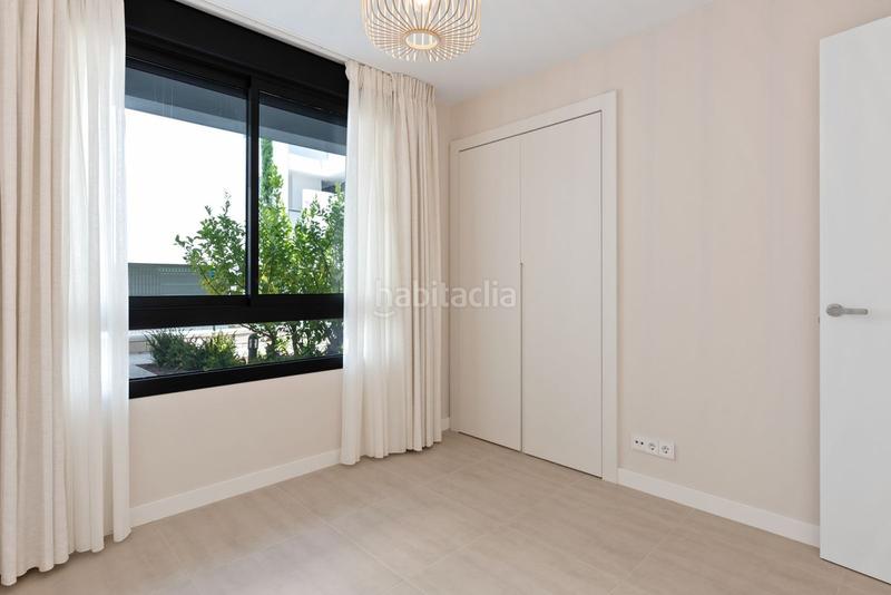 Foto 0cc32812-a3c9-4066-b1e4-16c9499512db. Apartamento estrena apartamento moderno con 3 dormitorios y amplia terraza en Estepona