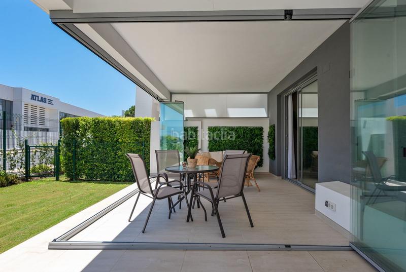 Foto 4169ded3-acfa-4373-82be-84e2370030c2. Apartamento estrena apartamento moderno con 3 dormitorios y amplia terraza en Estepona