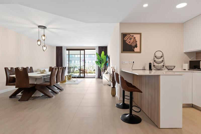 Foto c9afc71d-f7fd-4814-9322-b47ba73ce0bc. Apartamento estrena apartamento moderno con 3 dormitorios y amplia terraza en Estepona