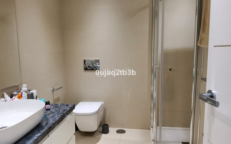 Foto 93eba4c3-95b1-4cf6-b300-fc2982aec746. Doppelhaus mit parking pool in Aloha Marbella