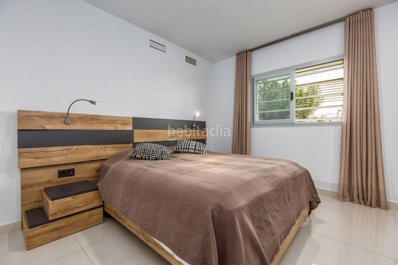 Foto fbf72428-947d-410b-9346-7210454ee17e. Attico con piscina in El Higuerón Fuengirola