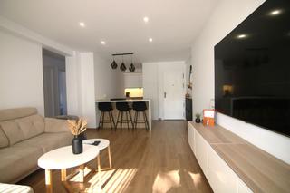 Apartamento en San Pedro de Alcntara Pueblo. Oasis urbano con vistas espectaculares: reformado, luminoso y am