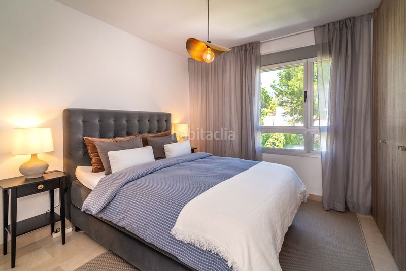 Foto 15dd93a5-0394-4e04-9549-a25b4e1df9a6. Apartament amb piscina a Nueva Andalucía centro Marbella