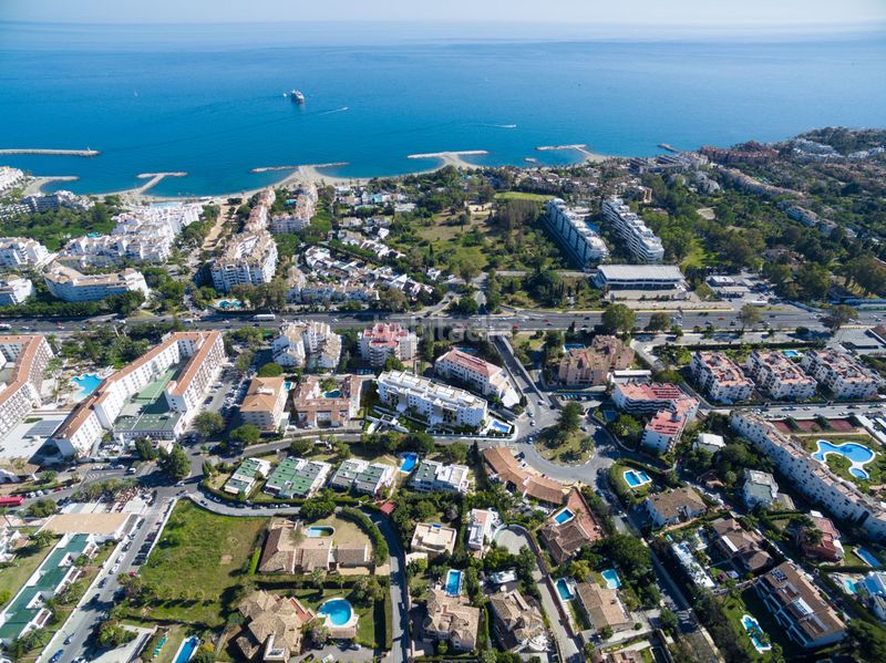 Foto 49691095-44e1-4eff-9801-8a3c214ccbd5. Apartament amb piscina a Nueva Andalucía centro Marbella