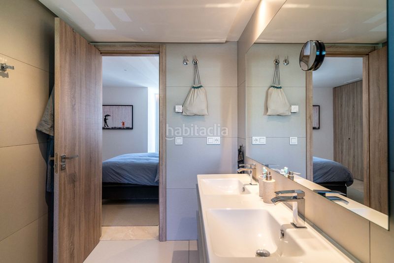 Foto a6d7b394-f503-465a-b7af-e0fd71eb6429. Apartament amb piscina a Nueva Andalucía centro Marbella