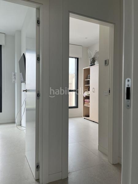 Foto 3aab5dac-5c5c-49d5-98ad-7efa9bc2e3ef. Apartament amb piscina a Los Álamos Torremolinos
