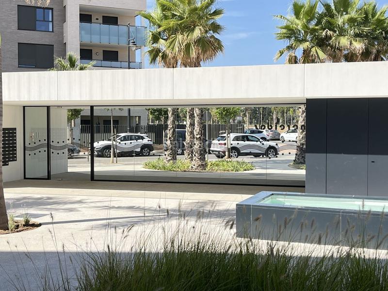 Foto 869948d9-fe8b-4002-b46d-0c86db4dde2a. Apartament amb piscina a Los Álamos Torremolinos