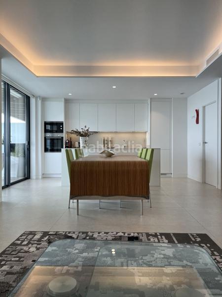 Foto ff7f62ad-c2d7-4e20-a4b2-d17609f5612f. Apartament amb piscina a Los Álamos Torremolinos