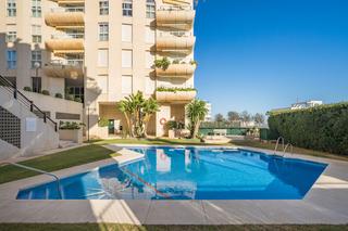 Apartament  Calle paris. Apartamento de lujo frente al mar en marbella: estilo de vida me