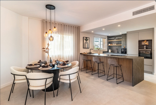 Location Maison jumelée à La Carolina - Guadalpín. Una adosada reformada en milla de oro