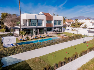 Maison à Villacana - Costalita - Saladillo. Moderna casa en primera linea de la playa en nueva milla de oro