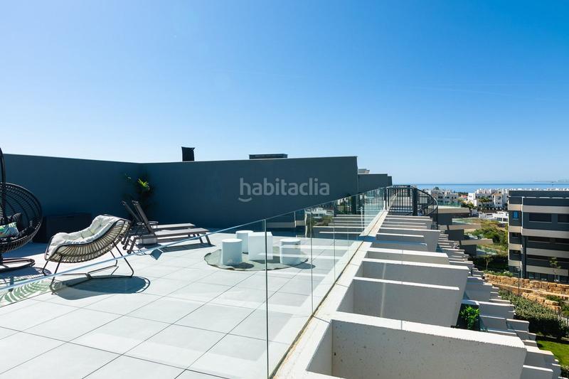 Foto 7043d222-c26e-4b89-a73e-6ba4b5b6b238. Àtic amb piscina a La Concha - Resina Golf Estepona