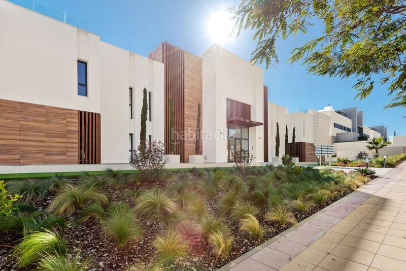 Foto 990ba6c1-0719-4287-a8e2-66369d0444f1. Apartamento descubra el paraíso de la vida : un apartamento excepcional en venta en Estepona