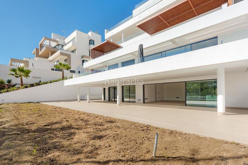 Foto 9cad2564-6b1a-4eff-8365-4ef2824b708d. Apartamento descubra el paraíso de la vida : un apartamento excepcional en venta en Estepona