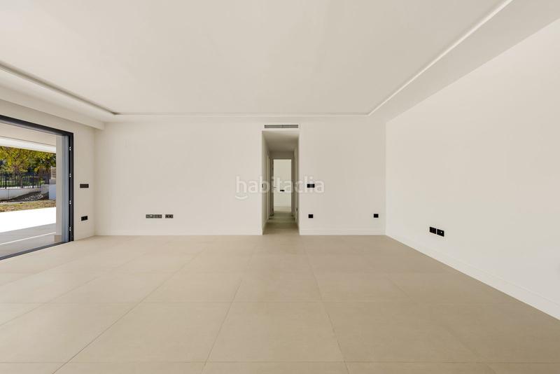 Foto bd5499c3-7a52-4b4a-a9d2-376dd6e0028e. Apartamento descubra el paraíso de la vida : un apartamento excepcional en venta en Estepona