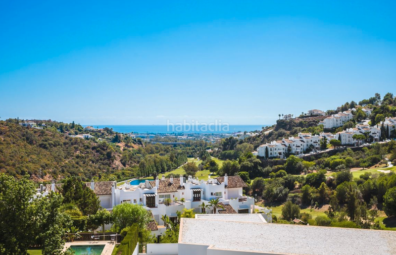 Foto 117a7f07-ec4f-4c5d-9a12-a9c7c941e3a8. Chalet mit heizung parking pool in La Quinta Benahavís