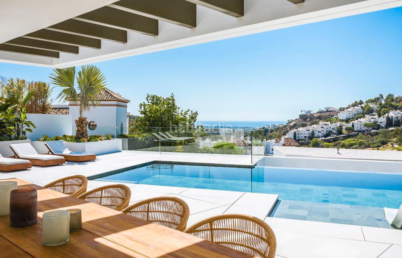 Foto 95aebeaf-9e69-46f1-940e-86c5fb78f16f. Chalet mit heizung parking pool in La Quinta Benahavís