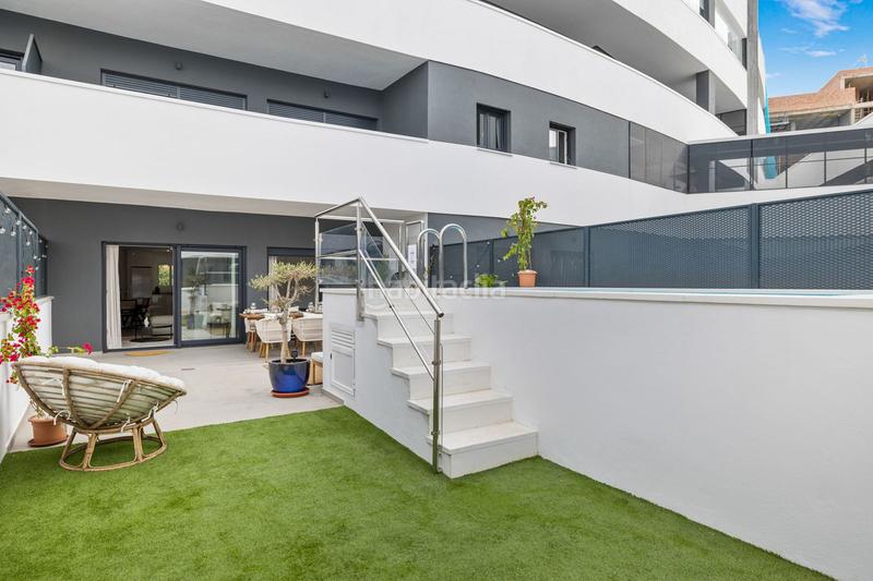 Foto 3330d121-d049-47ab-a09d-76835b846306. Apartament amb piscina a Parque Central Estepona