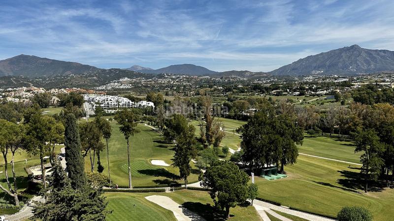 Foto 46242fa7-0161-4bd7-9e0d-a085c82d2f67. Attique avec piscine dans Santa Clara Marbella