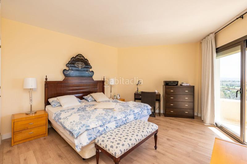 Foto 4ed639b6-c856-493f-a6e1-04574ff5b78c. Attique avec piscine dans Santa Clara Marbella